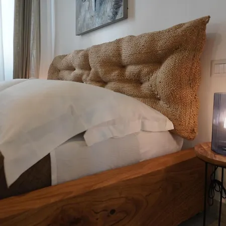 Oda ve Kahvaltı Penna Relais Al Corso