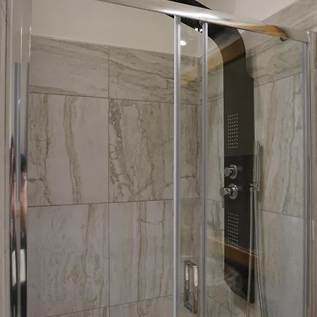 Oda ve Kahvaltı Penna Relais Al Corso 3*